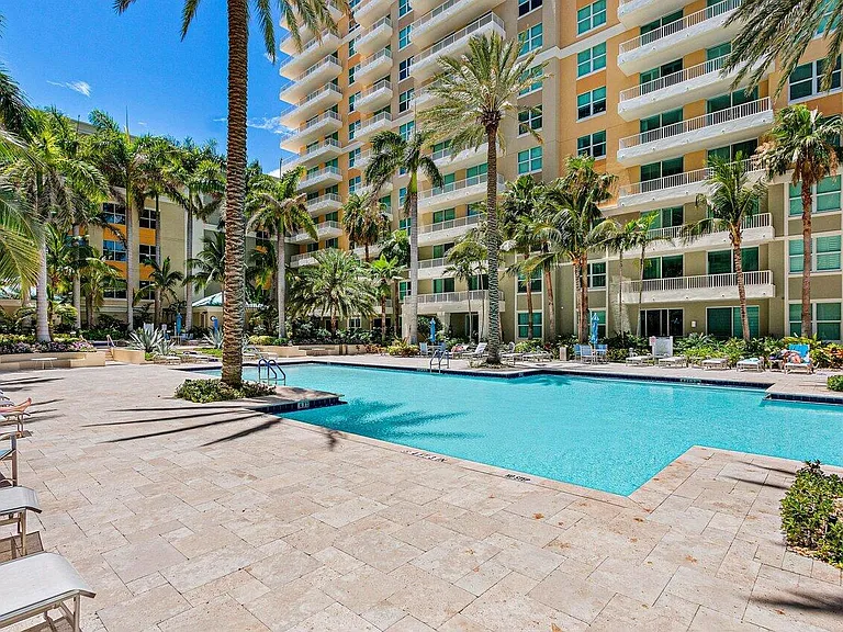 700 E Boynton Beach Blvd #1203 — Photo 10