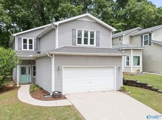 513 Carrsbrook Rd SE, Huntsville, AL 35803