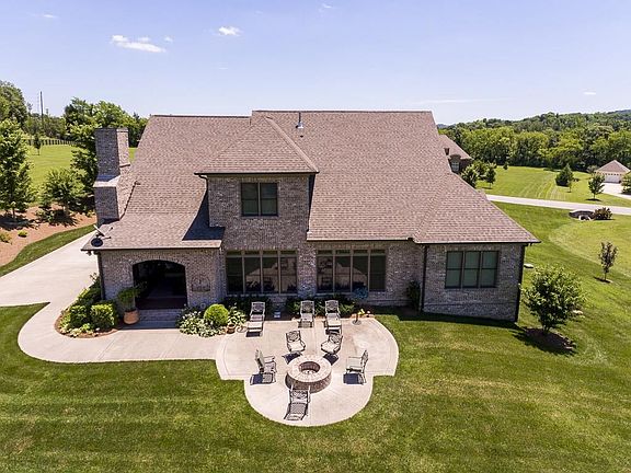 4th image of 4620 Nadine Ln