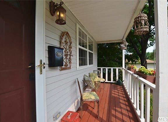 3rd image of 31 Kelsey Ave