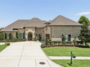 307 Lac Iberville Dr, Luling, LA 70070