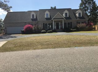 5 Stallion Pl, Pinehurst, NC 28374