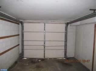 11029 Rennard St, Philadelphia, PA 19116