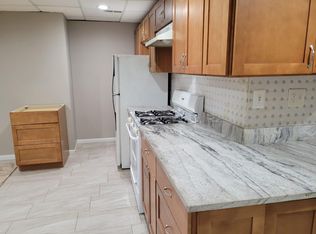 812 Hartford Ln, Bolingbrook, IL 60440