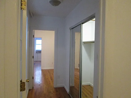 Rented by Realty Collective | media 27