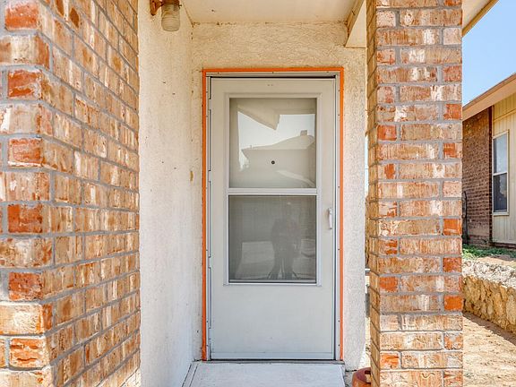 2nd image of 12119 Saint Cassian Dr