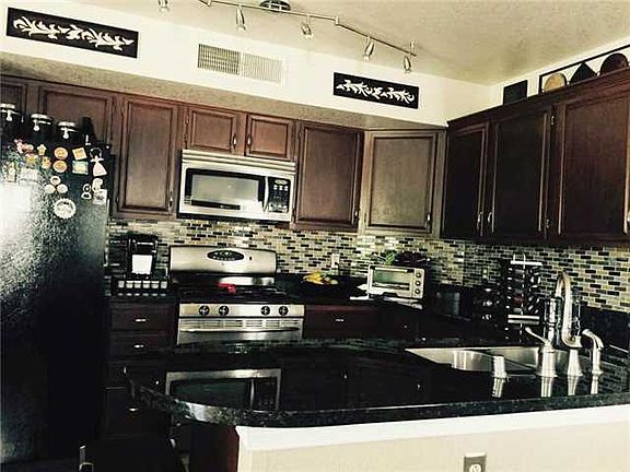 4th image of 1708 Charlie Smith Dr