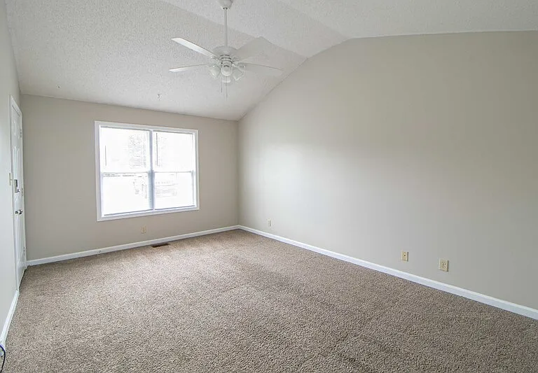 1957 Timberline Cir — Photo 5