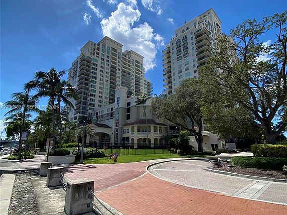 4th image of 610 W Las Olas Blvd APT 913N