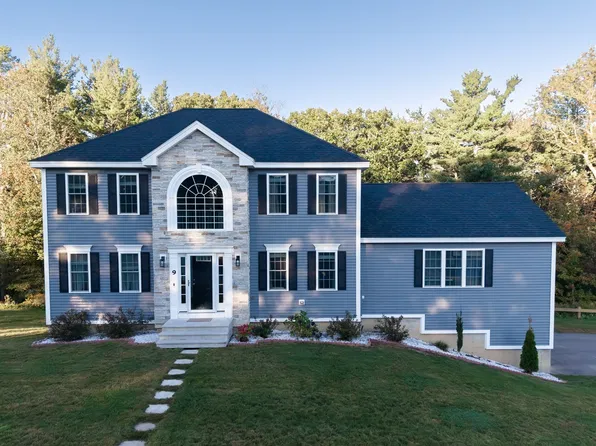 9 Arrowhead Way, Rutland, MA 01543