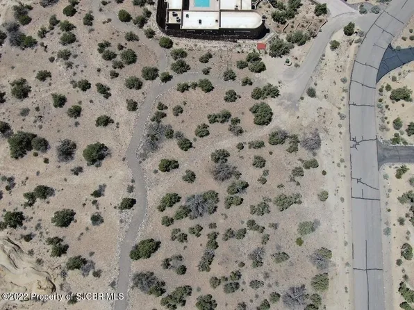 5861 Vista Grande Dr, Farmington, NM 87401