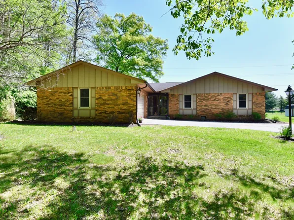 5979 E Oak Hill Dr, Plainfield, IN 46168