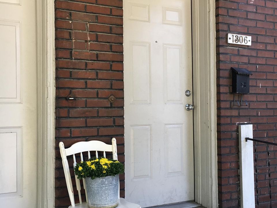 1st image of 1306 McCausland Ave