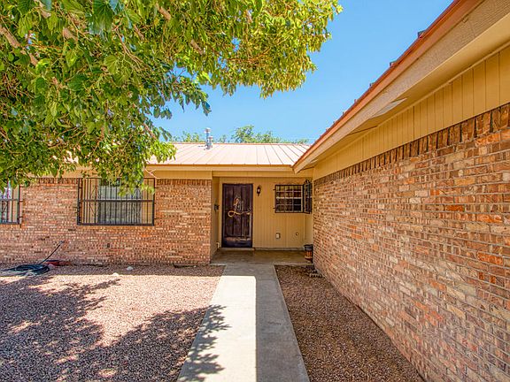 5th image of 4624 Tropicana Ave