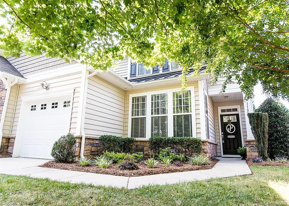 1st image of 1139 Crown Vista Dr #107
