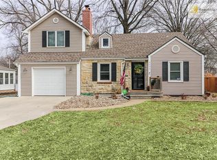 5635 Nall Ave, Roeland Park, KS 66202