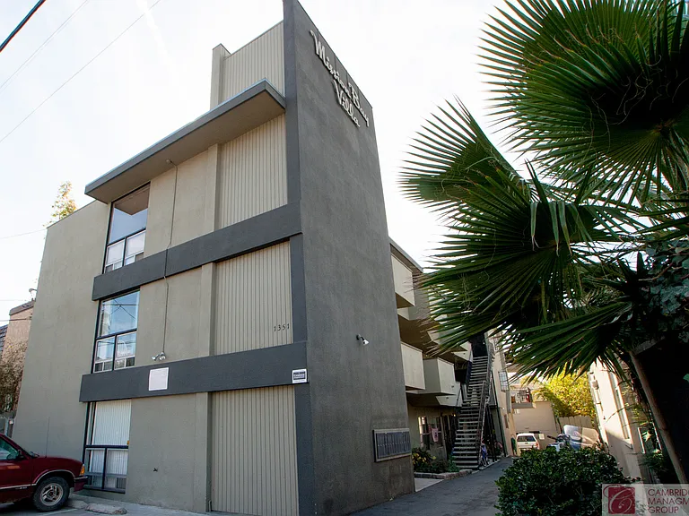 1351 Pacific Beach Dr — Photo 13