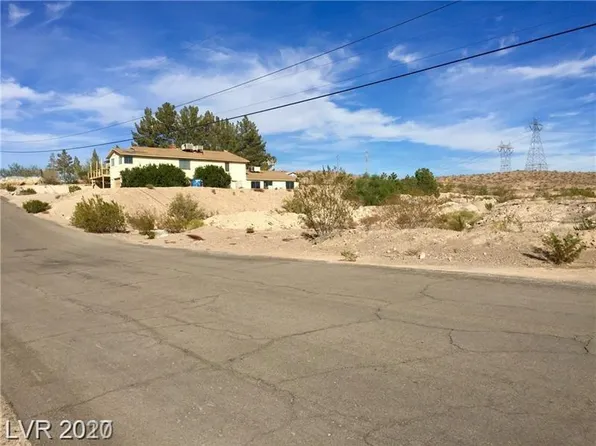 636 N Parawan St, Henderson, NV 89015