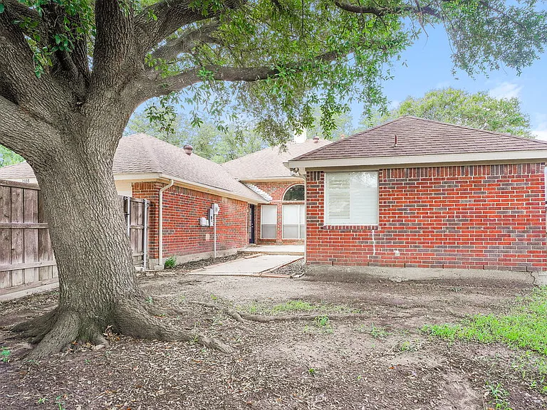 2338 Liles Ln — Photo 16