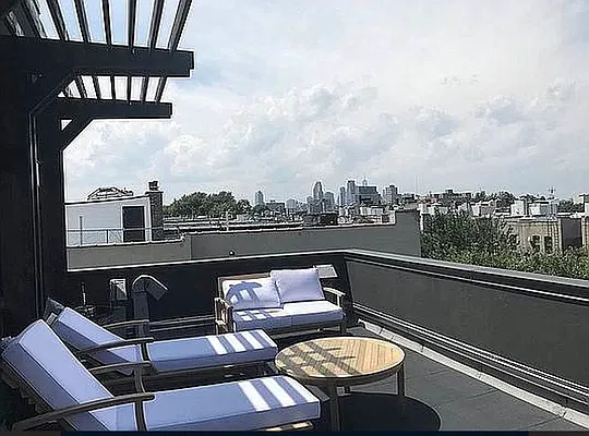 Rented by Tapiro Realty | media 17
