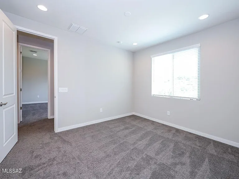 11846 N Silver Village Pl — Photo 41