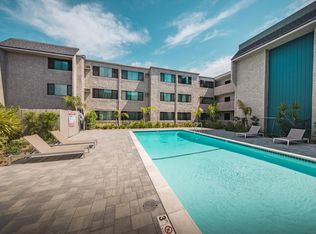 7317 Haskell Ave APT 211, Van Nuys, CA 91406