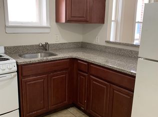 27 Lafayette St APT 4, Schenectady, NY 12305