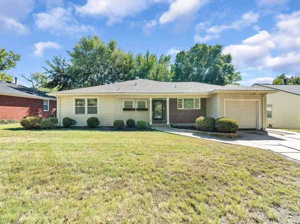 5819 Blueridge St, Wichita, KS 67208