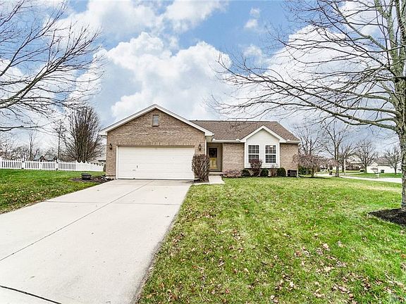 3rd image of 2002 Haywood Cir
