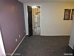 42106 Gladwin St — Photo 19