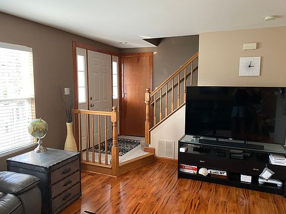 3rd image of 15505 S Keating Ave #B