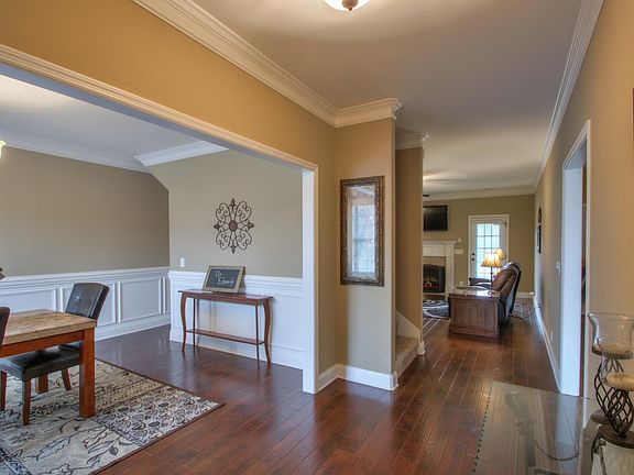 3rd image of 2629 Candlewick Ct