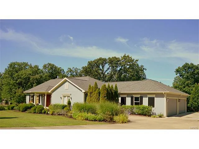 17306 W Bridle Trl photo 1