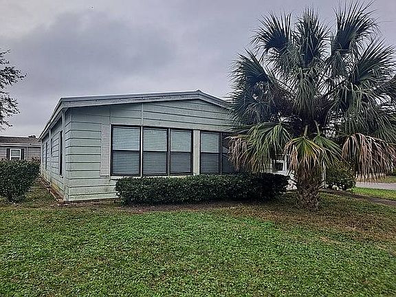 2nd image of 127 Cypress Cir
