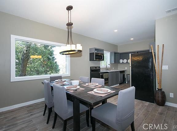3rd image of 26442 Forest Ln