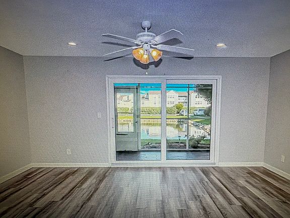 4th image of 2258 Clearwater Dr APT D