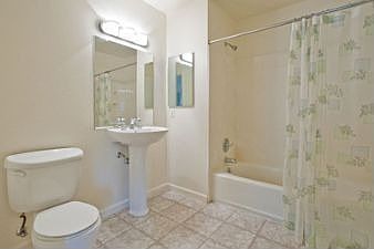 Bathroom :: 655 12th Street
