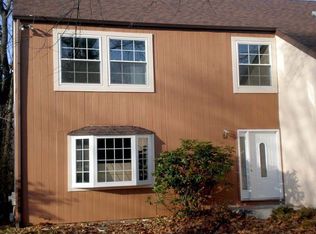 19 Haymarket Ln, Bryn Mawr, PA 19010