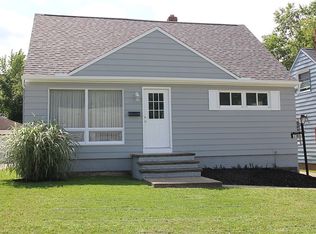 17816 Hazelwood Ave, Maple Heights, OH
