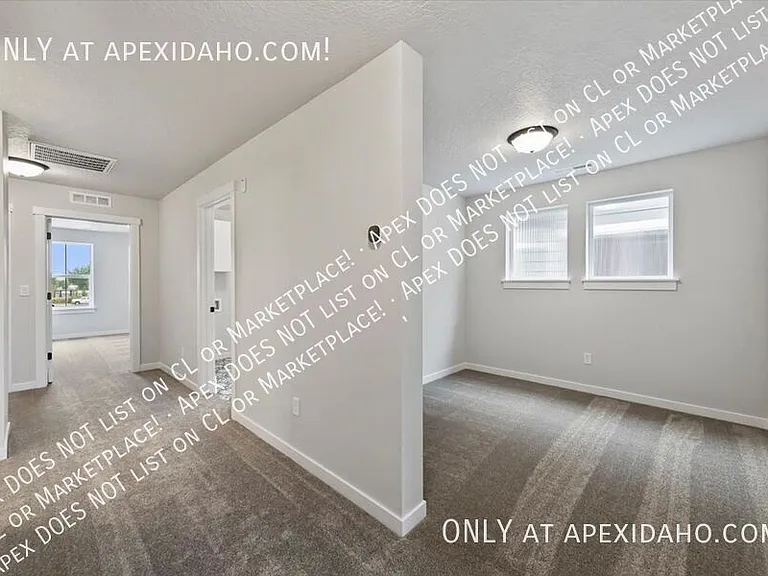 4264 W Topeka St — Photo 20