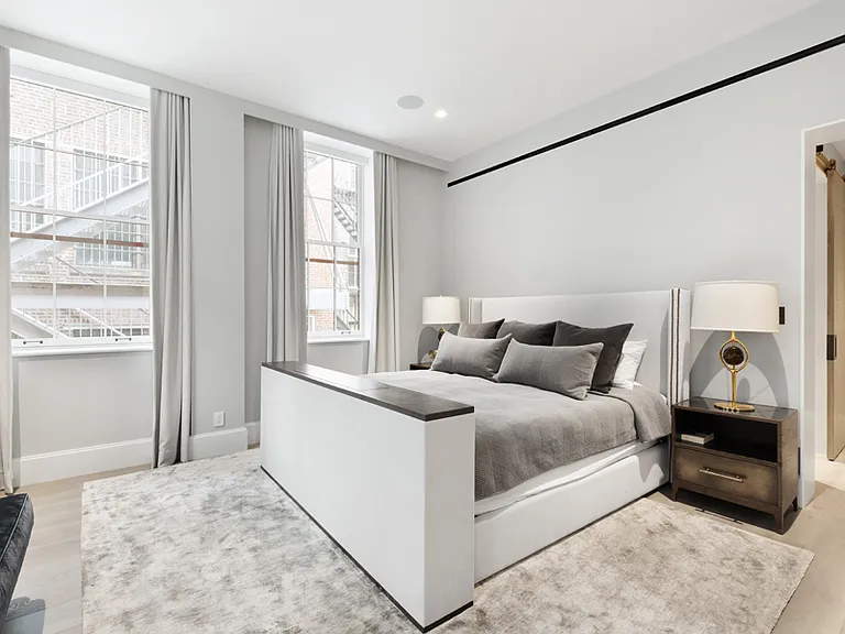 1 Bond St #5BD — Photo 12
