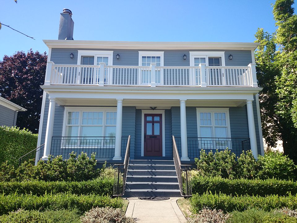 1st image of 3821 Cascadia Ave S