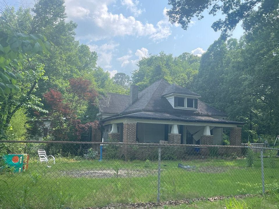 2nd image of 544 Foothill Rd