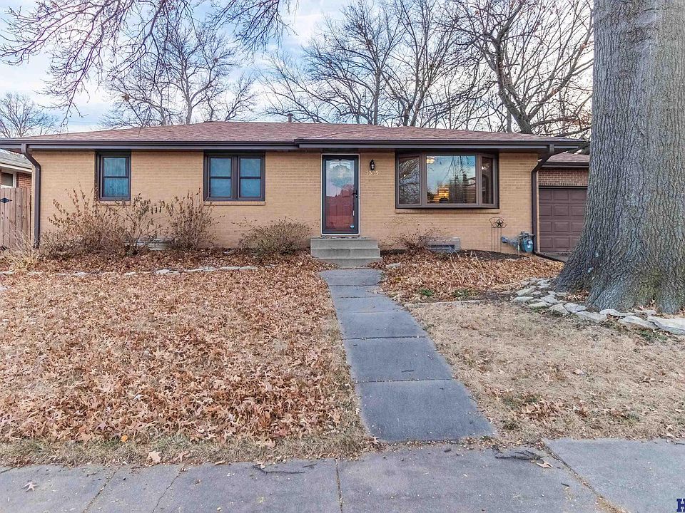 5325 Sumner St, Lincoln, NE 68506 Zillow