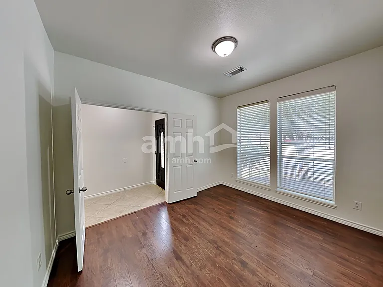 15818 Shoreline Terrace Dr — Photo 8