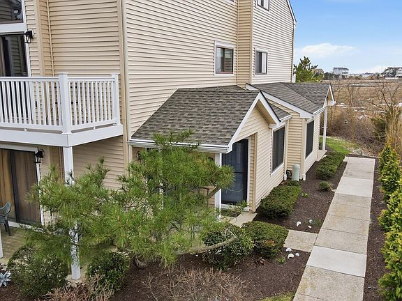 4th image of 598 Mays Landing Rd Unit 202