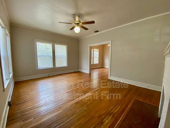 2nd image of 831 Stephenson St #833
