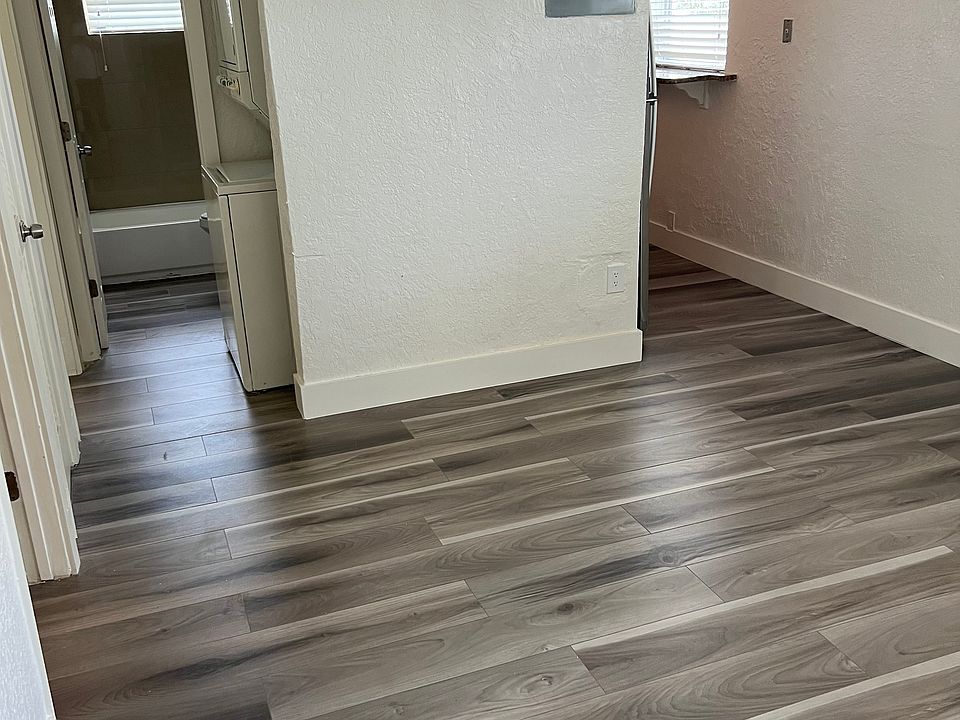 2nd image of 1011 NW 3rd Ave APT 3