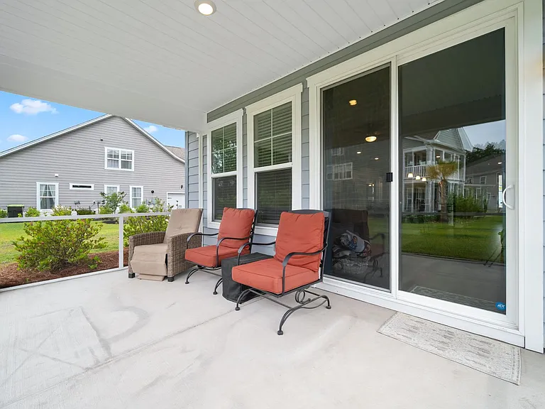 1339 Bermuda Grass Dr — Photo 9