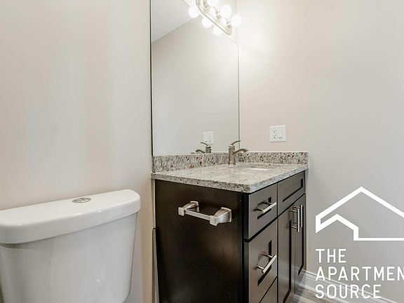 3rd image of 2230 N Sawyer Ave #3